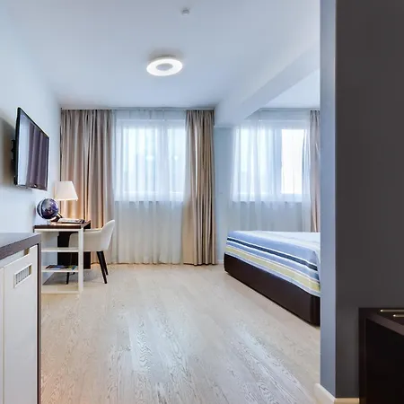 לינה וארוחת בוקר Bb 4*