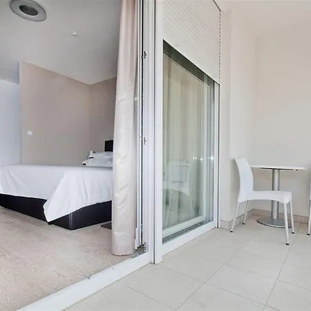 Bed & Breakfast Bb 4*
