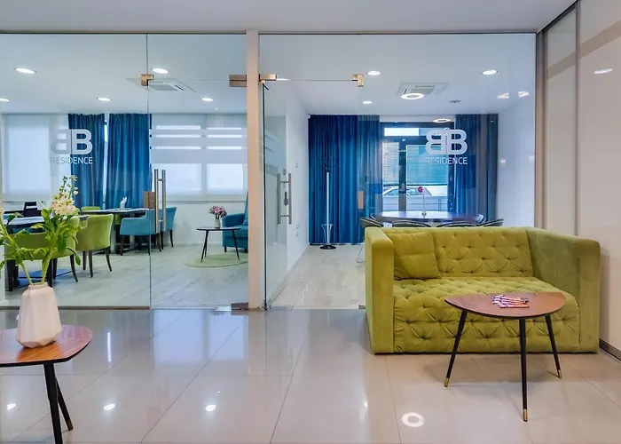 Bb Alojamento de Acomodação e Pequeno-almoço 4*